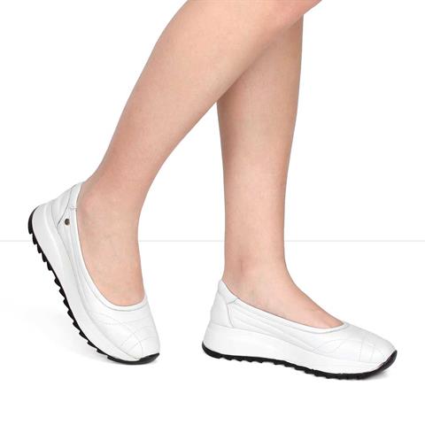 Kadın Beyaz Dolgu Topuklu Deri Ayakkabı