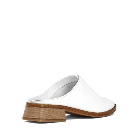 Kadın Beyaz Önü Açık Topuklu Deri Terlik