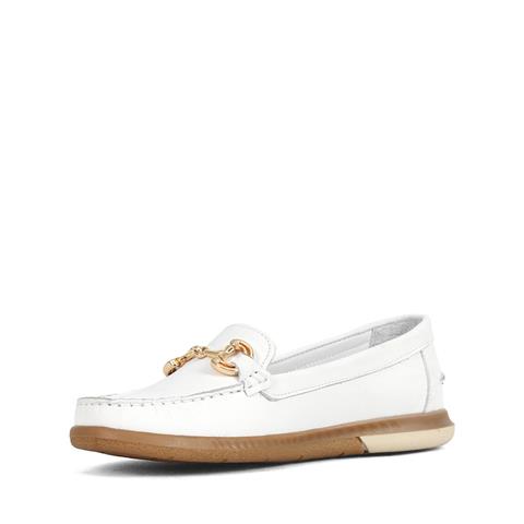 Kadın Beyaz Tokalı Deri Ayakkabı