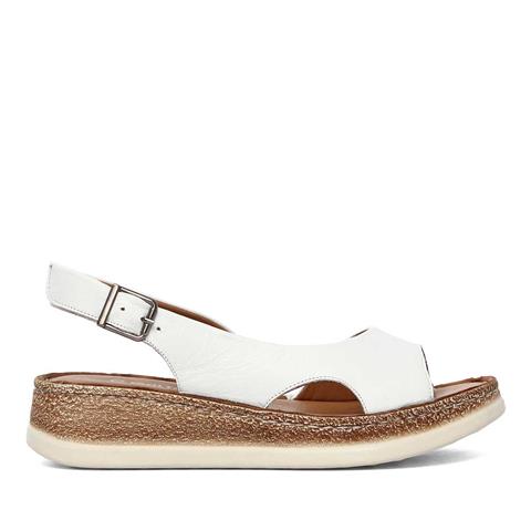 Kadın Beyaz Tokalı Dolgu Topuklu Deri Sandalet