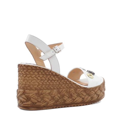 Kadın Beyaz Tokalı Dolgu Topuklu Deri Sandalet