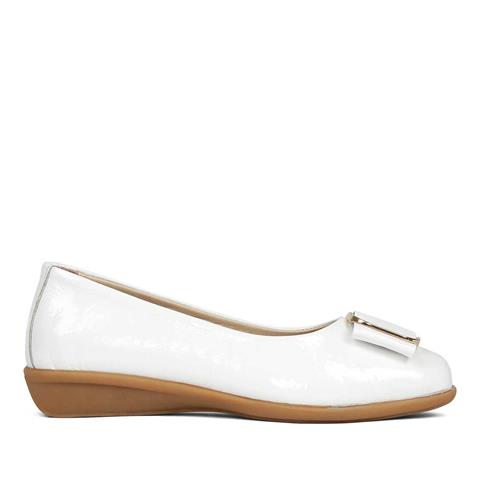 Kadın Beyaz Tokalı Rugan Deri Babet