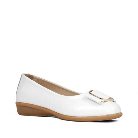 Kadın Beyaz Tokalı Rugan Deri Babet