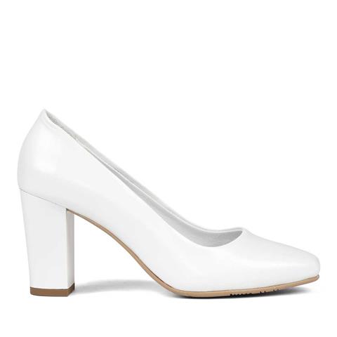 Kadın Beyaz Topuklu Deri Klasik Ayakkabı