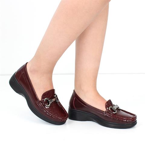 Kadın Bordo Dolgu Topuklu Rugan Kroko Deri Ayakkabı