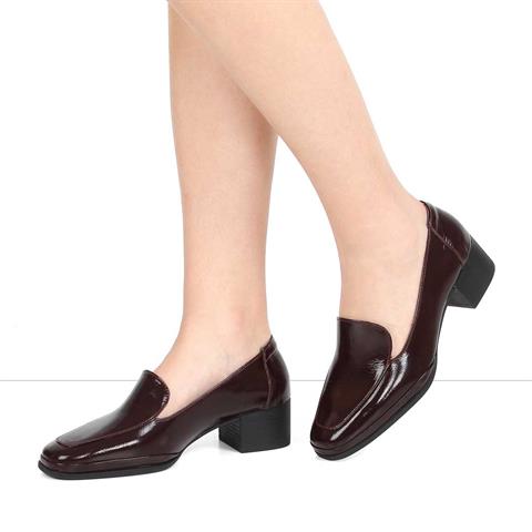 Kadın Bordo Kısa Kalın Topuklu Rugan Deri Klasik Ayakkabı