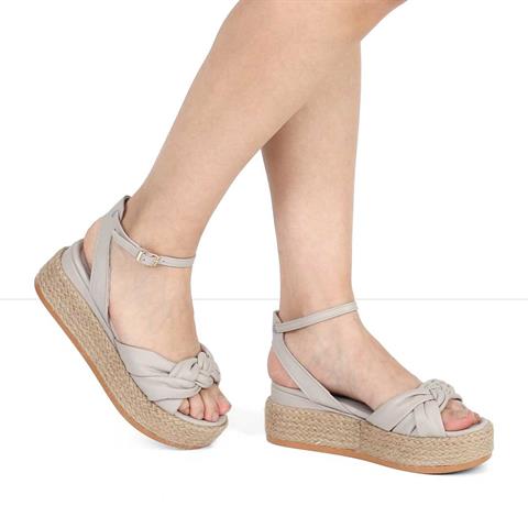 Kadın Gri Hasır Tabanlı Deri Sandalet