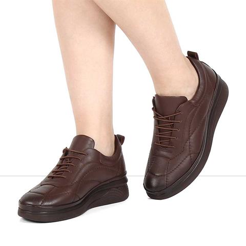 Kadın Kahverengi Bağcıklı Kalın Tabanlı Deri Ayakkabı