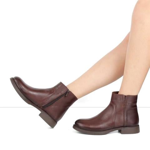 Kadın Kahverengi Fermuarlı Kalın Topuklu Deri Bot