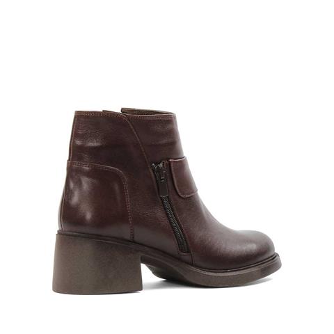 Kadın Kahverengi Fermuarlı Kalın Topuklu Deri Bot