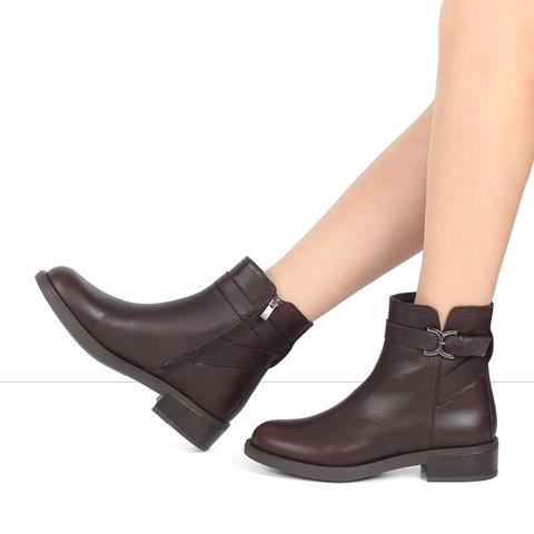 Kadın Kahverengi Fermuarlı Toka Detaylı Deri Bot