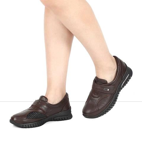 Kadın Kahverengi Kalın Tabanlı Deri Ayakkabı