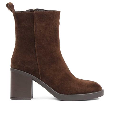 Kadın Kahverengi Kalın Topuklu Süet Deri Bot
