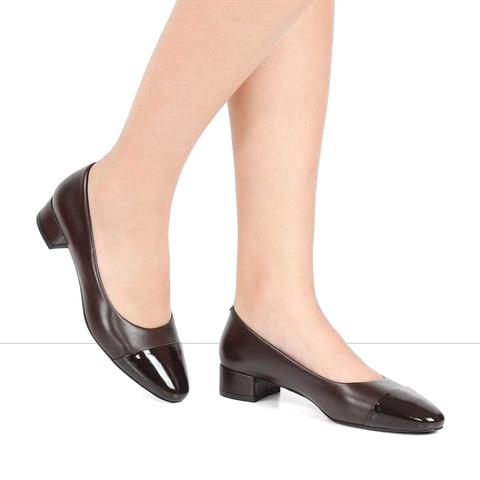 Kadın Kahverengi Kısa Kalın Topuklu Rugan Deri Klasik Ayakkabı