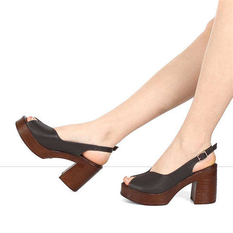 Kadın Kahverengi Platform Topuklu Deri Sandalet