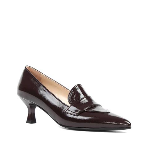 Kadın Kahverengi Sivri Burun Rugan Deri Klasik Ayakkabı