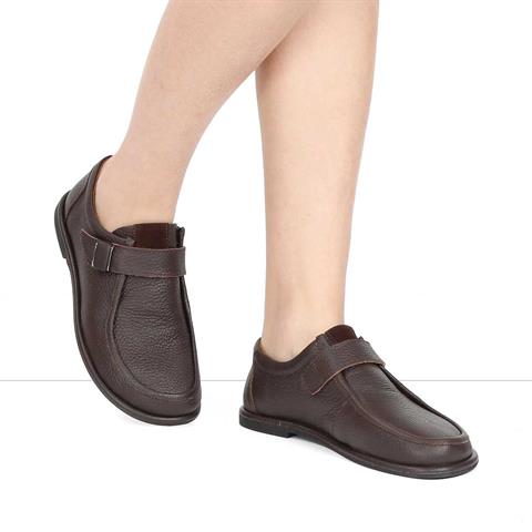 Kadın Kahverengi Tokalı Deri Ayakkabı