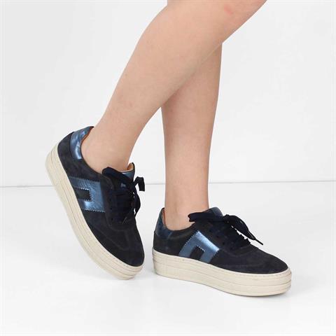 Kadın Lacivert Bağcıklı Kalın Tabanlı Süet Deri Sneaker