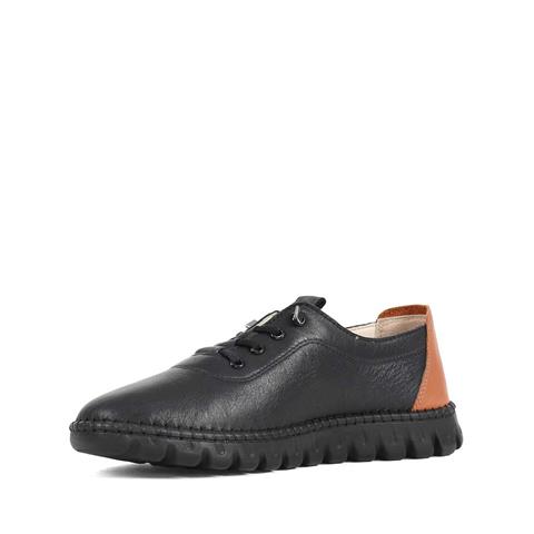 Kadın Siyah Bağcıklı Dikiş Detaylı Deri Ayakkabı