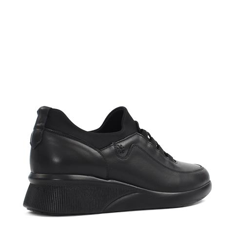 Kadın Siyah Bağcıklı Dolgu Topuklu Ayakkabı