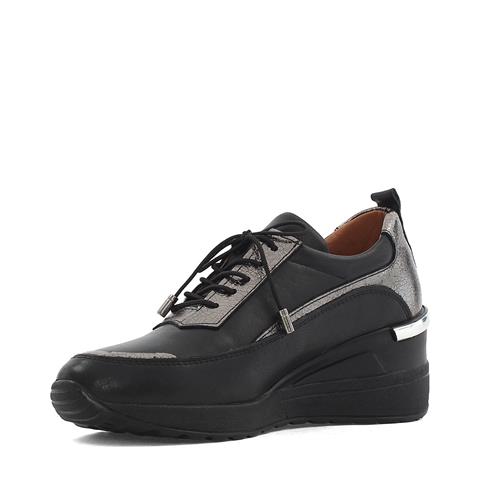 Kadın Siyah Bağcıklı Dolgu Topuklu Deri Ayakkabı