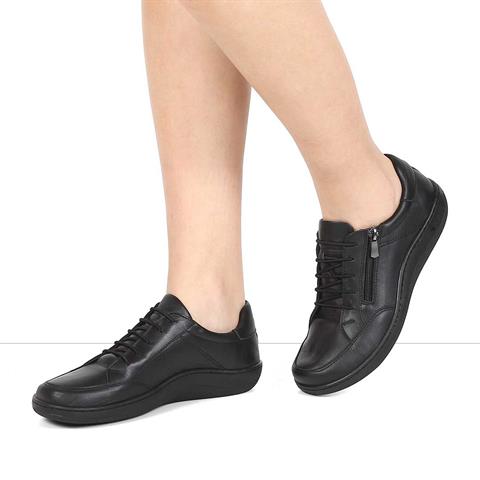 Kadın Siyah Bağcıklı Fermuarlı Deri Ayakkabı