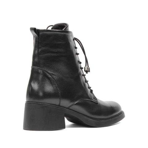 Kadın Siyah Bağcıklı Fermuarlı Deri Bot