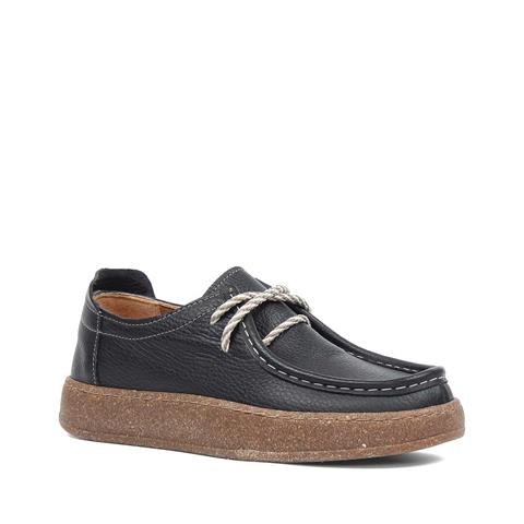 Kadın Siyah Bağcıklı Kalın Tabanlı Deri Ayakkabı