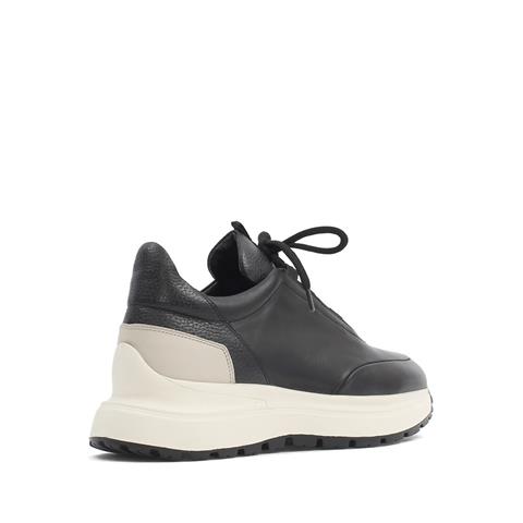 Erkek Siyah Bağcıklı Kalın Tabanlı Deri Sneaker