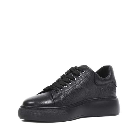 Kadın Siyah Bağcıklı Kalın Tabanlı Deri Sneaker