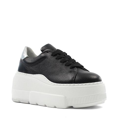 Kadın Siyah Bağcıklı Kalın Tabanlı Deri Sneaker