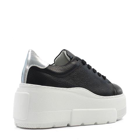 Kadın Siyah Bağcıklı Kalın Tabanlı Deri Sneaker