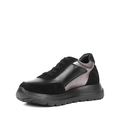 Kadın Siyah Bağcıklı Kalın Tabanlı Süet Deri Sneaker