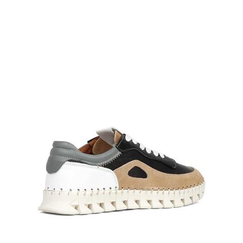 Kadın Siyah Bağcıklı Kalın Tabanlı Vizon Süet Deri Sneaker