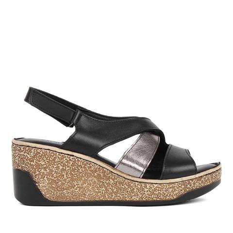 Kadın Siyah Bantlı Dolgu Topuklu Deri Sandalet