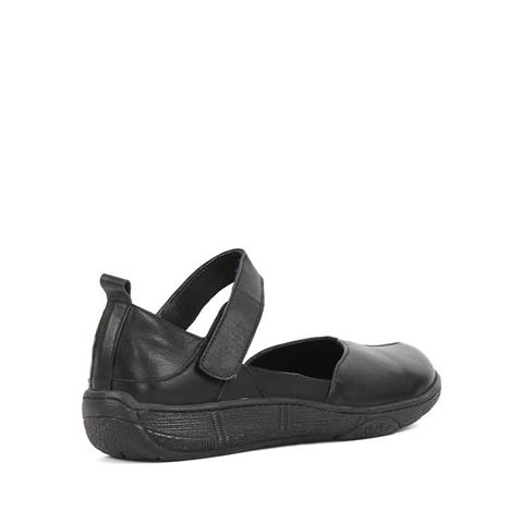 Kadın Siyah Bantlı Önü Kapalı Deri Ayakkabı