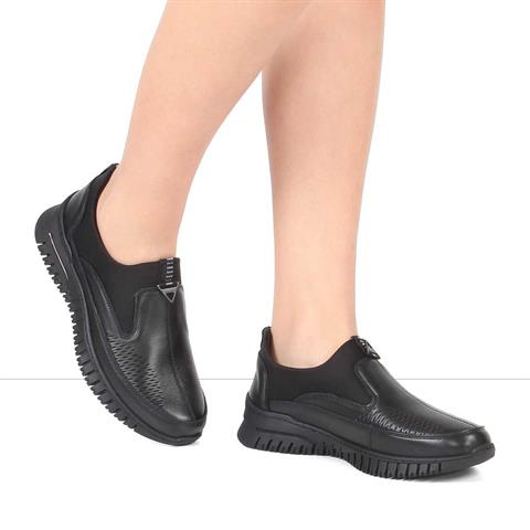 Kadın Siyah Baskılı Deri Ayakkabı