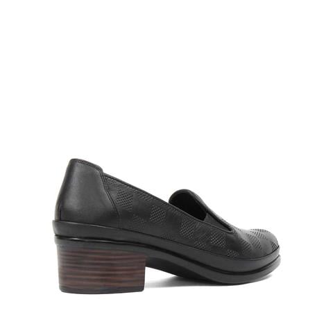 Kadın Siyah Baskılı Topuklu Deri Klasik Ayakkabı