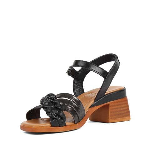 Kadın Siyah Bilekten Bantlı Deri Sandalet