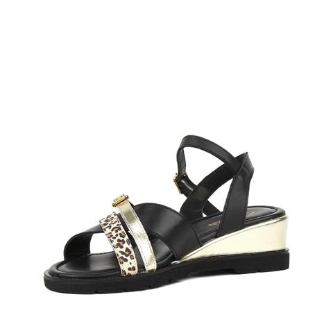 Kadın Siyah Bilekten Tokalı Deri Sandalet