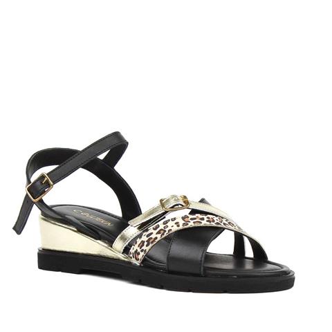 Kadın Siyah Bilekten Tokalı Deri Sandalet