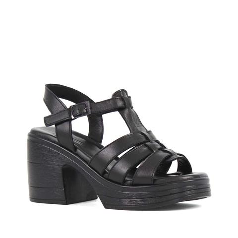 Kadın Siyah Bilekten Tokalı Kalın Topuklu Deri Sandalet