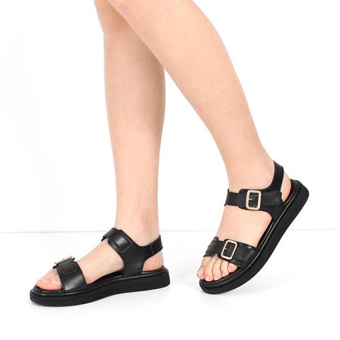 Kadın Siyah Çift Tokalı Deri Sandalet