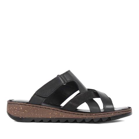 Kadın Siyah Cırtlı Deri Terlik