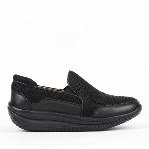 Kadın Siyah Dolgu Topuklu Deri Ayakkabı