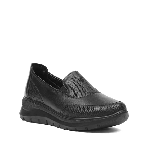 Kadın Siyah Dolgu Topuklu Deri Ayakkabı