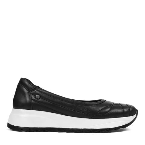 Kadın Siyah Dolgu Topuklu Deri Ayakkabı