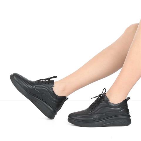 Kadın Siyah Dolgu Topuklu Deri Ayakkabı