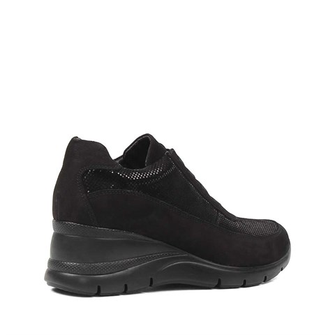 Kadın Siyah Dolgu Topuklu Nubuk Deri Sneaker