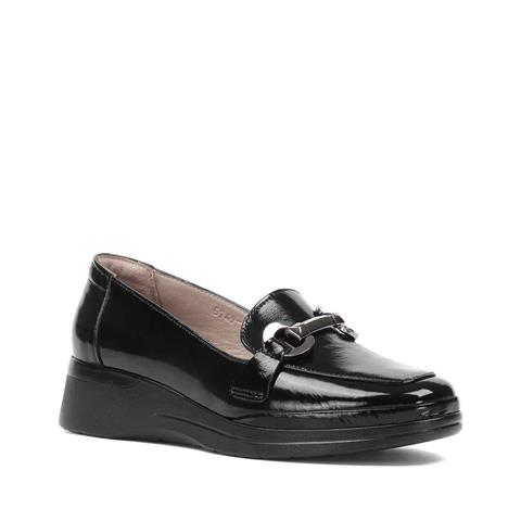 Kadın Siyah Dolgu Topuklu Rugan Deri Ayakkabı